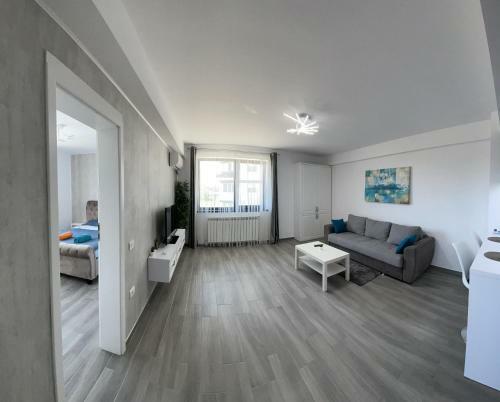 Ls Lake Apartment Mamaia Nord