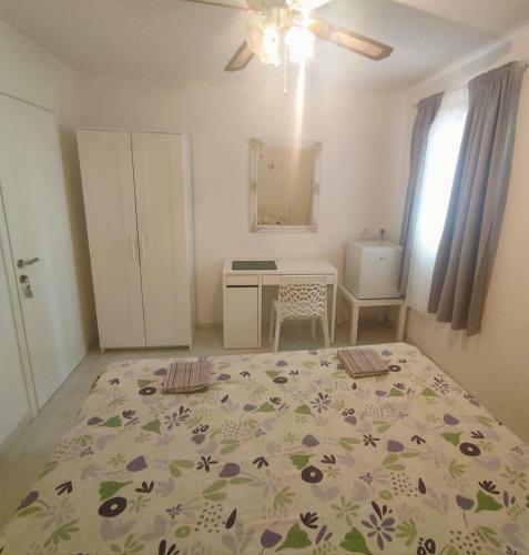 Hostal Adriana Downtown Guesthouse