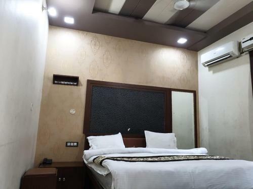 Hotel Oyo 82492 Shri Krishna Resort