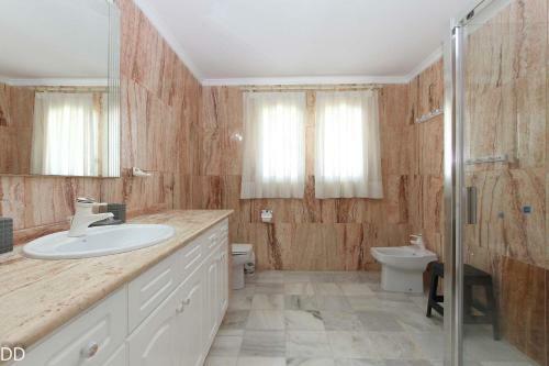 Apartamento �tico Alberca 1-a L�nea Del Mar