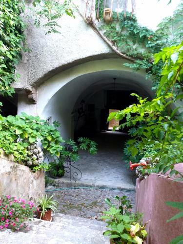 Hostal Palazzo Caracciolo