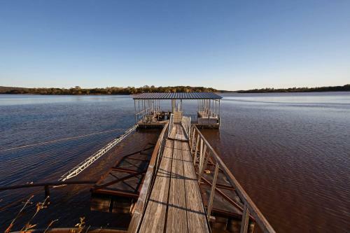 Waterfront Keystone Lake House With Shared Dock!