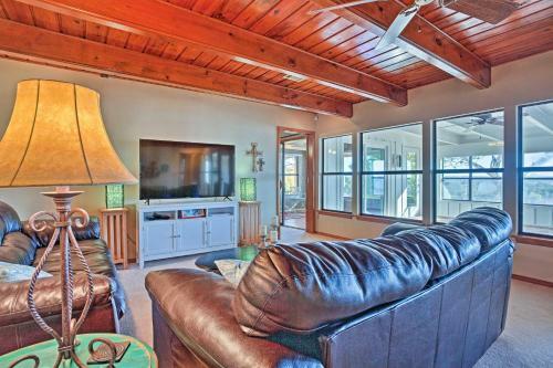 Waterfront Keystone Lake House With Shared Dock!