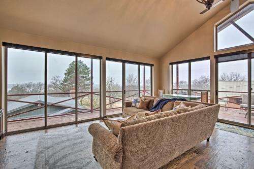 Kingston Cabin With Easy Access To Lake Texoma!