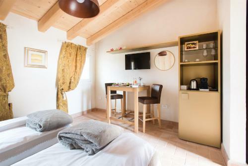 Hostal Maso Maroni Luxury Rooms