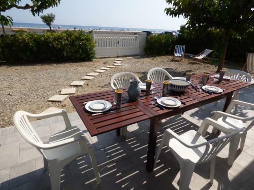Villa T5 Climatis�e - Front De Mer - Narbonne Plage