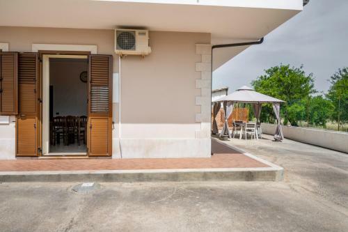 Apartamento Villa Dolmen Con Piscina