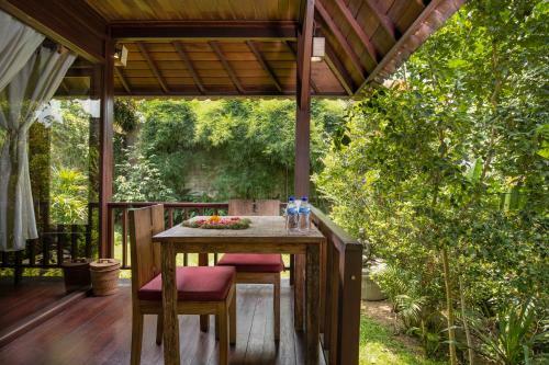 Bed & Breakfast Secluded Jungle Villa