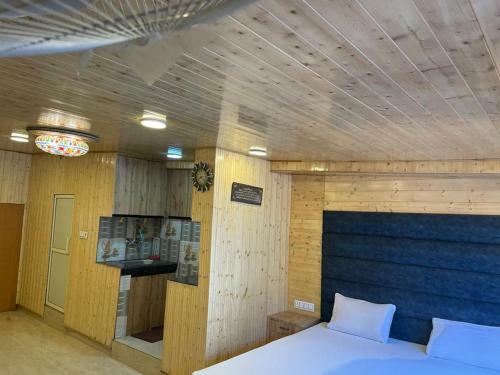 Galaxy Home Stay