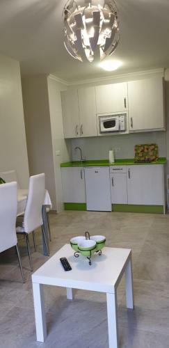 Apartamentos La Pradera De Isla