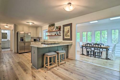 Highlands Cottage With Sunroom 1 Mi To Dtwn!