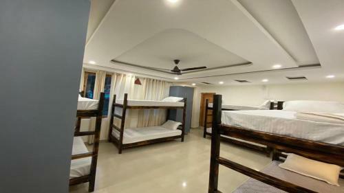 Albergue Madpackers Dharamkot Mcleod Ganj