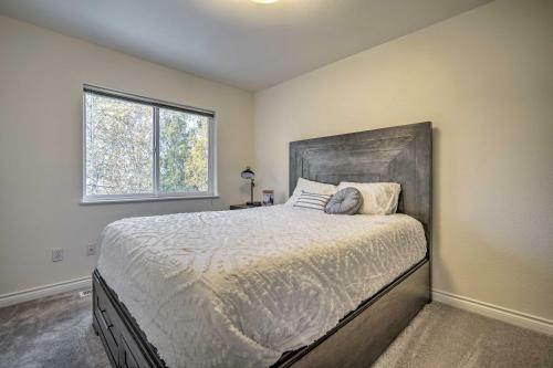 Quaint Anchorage Townhome - 6 Miles To Downtown!