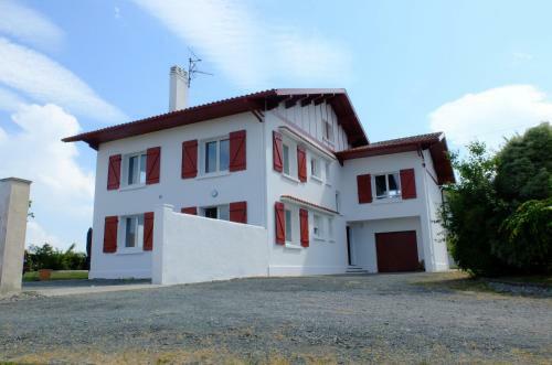 Apartamento Villa 250m2 Avec Piscine Et Fronton Privatif