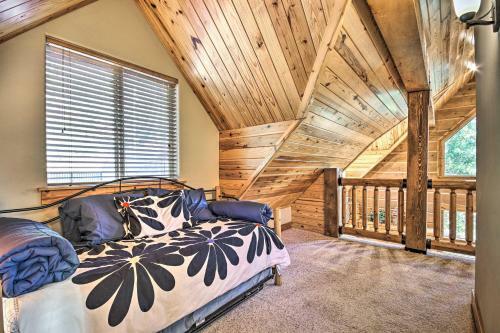 Lovely Garfield Cabin With Direct Beaver Lake Access