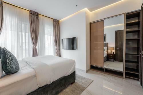 Boardroom Apartments