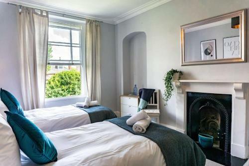 Beautiful First Floor Period Apartment