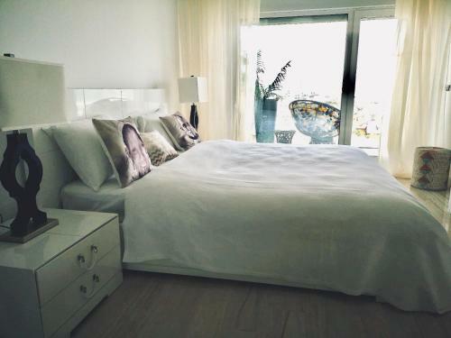 White Tower Mamaia - Private Apartment