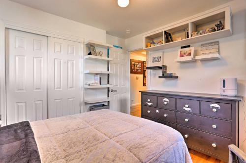 Spacious Denver Home With Backyard 6 Mi To Dtwn!