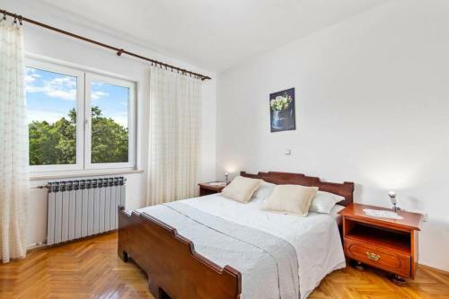 Villa Holiday House With Swimming Pool