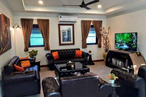 3 Bedroom Villa Shine