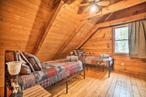 Family Cabin With Idyllic Views 9 Mi To Helen!