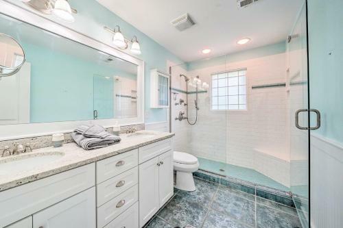 Hampstead Home With Gas Grill, Waterway Access