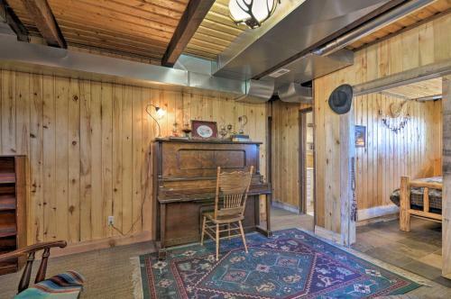 Rustic Cabin 20 Mins To Capitol Reef Natl Park!