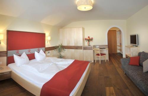 Hotel R�sslhof