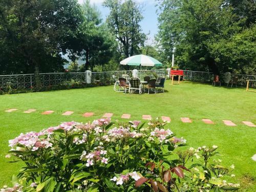 H.m.h Lodges & Hotel Resort