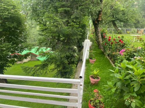 H.m.h Lodges & Hotel Resort