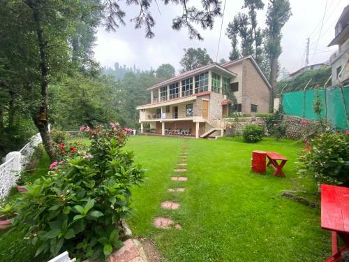 H.m.h Lodges & Hotel Resort