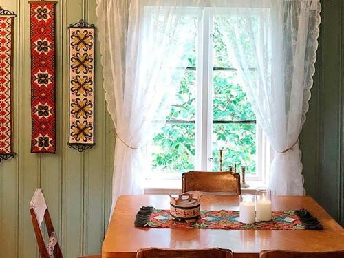 Holiday Home Bremnes II