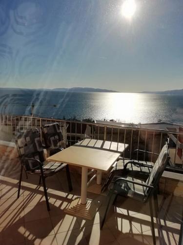 Apartments In Villa Azra