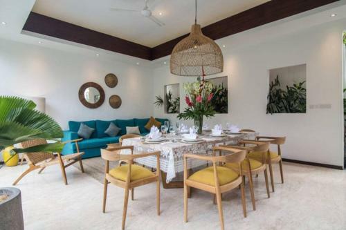 Villa Frangipani Jingga