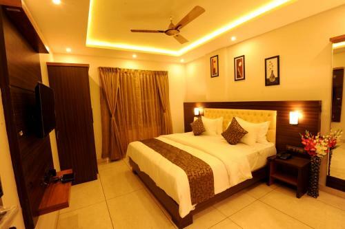 Hotel Mc Suites Mysuru