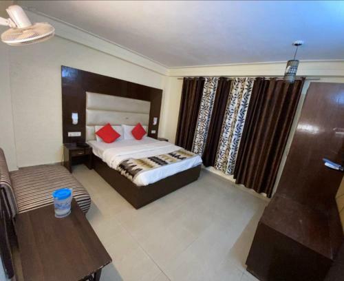 Hotel Mussoorie International