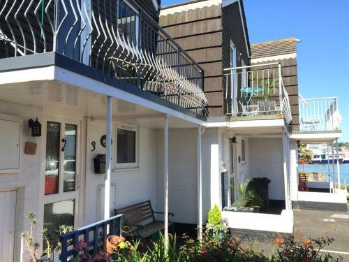 Anchor Cottage