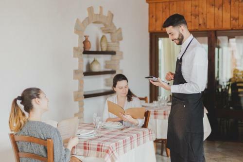 Hostal Locanda Vecchia Fattoria