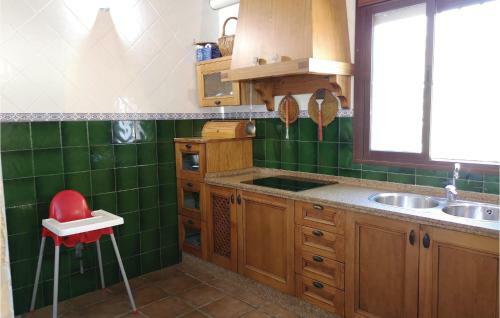 Four-bedroom Holiday Home In Olvera