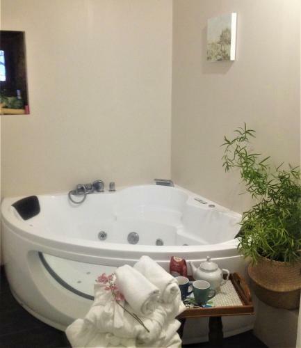 Hostal La Suite Tr�mignon