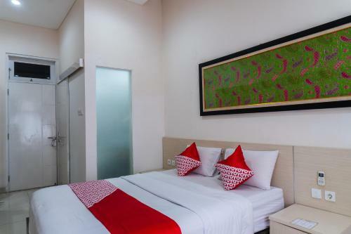 Oyo 787 Hotel Kuwera Inn