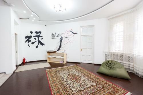 Light Hostel