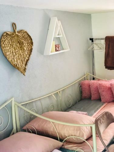 Hostal Apartman Indira
