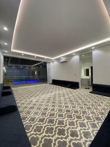 Hotel ??????? ?????