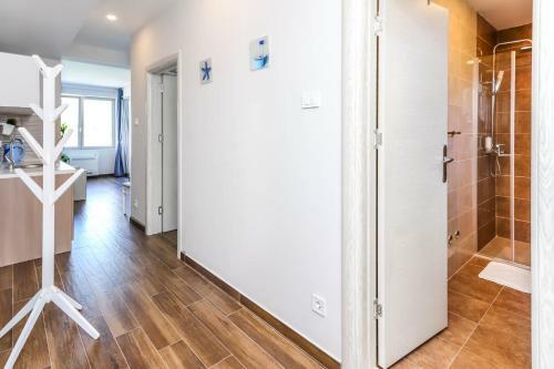 Apartments Maestral