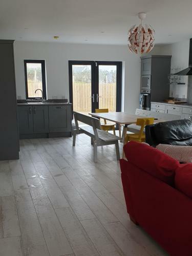 No 5 Sandycove
