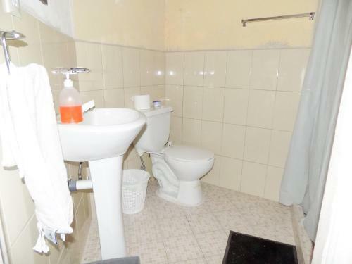 Makachi Hotel