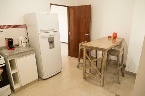 Apartamento Luminoso, Acogedor Y Moderno!!