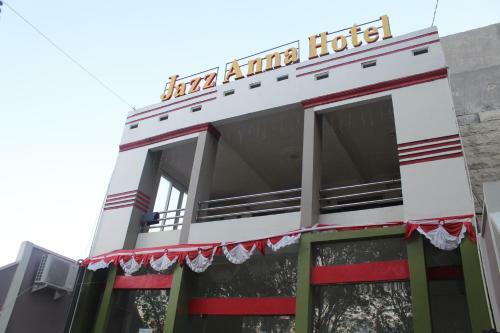 Oyo 1263 Jazz Anna Hotel